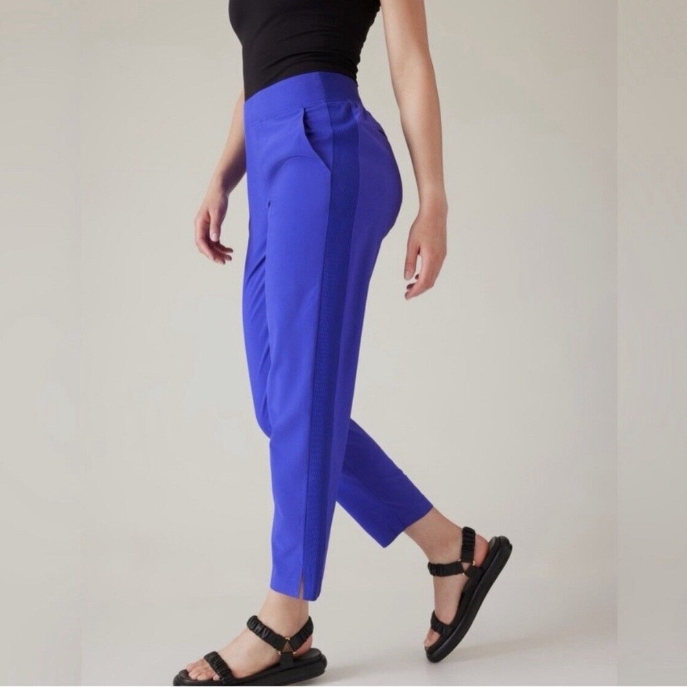 NWT ATHLETA Brooklyn Lined Pant Size 8 in Noble Blue